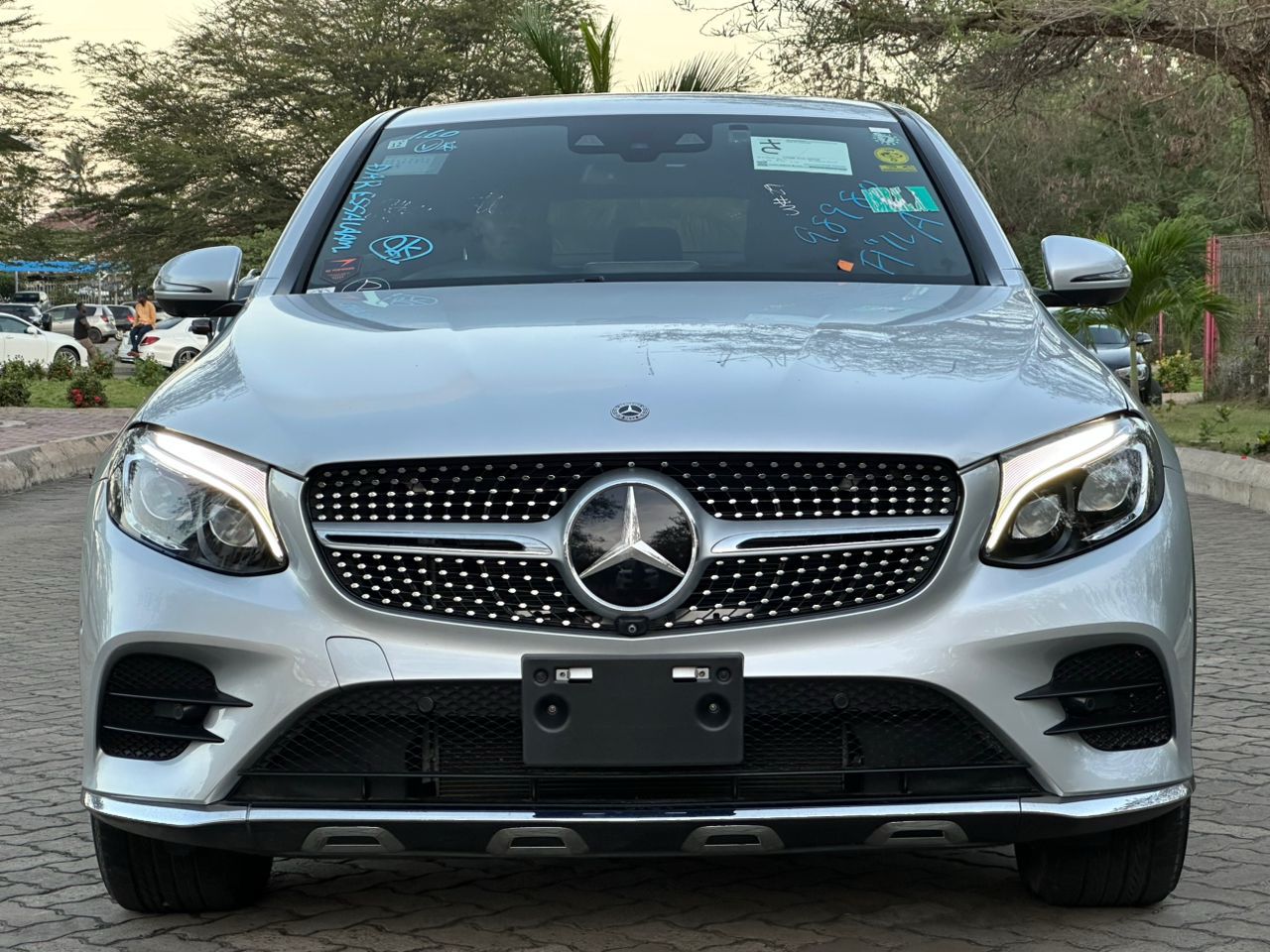 Mercedes Benz